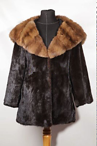 Норковый полушубок, капюшон соболь 2012